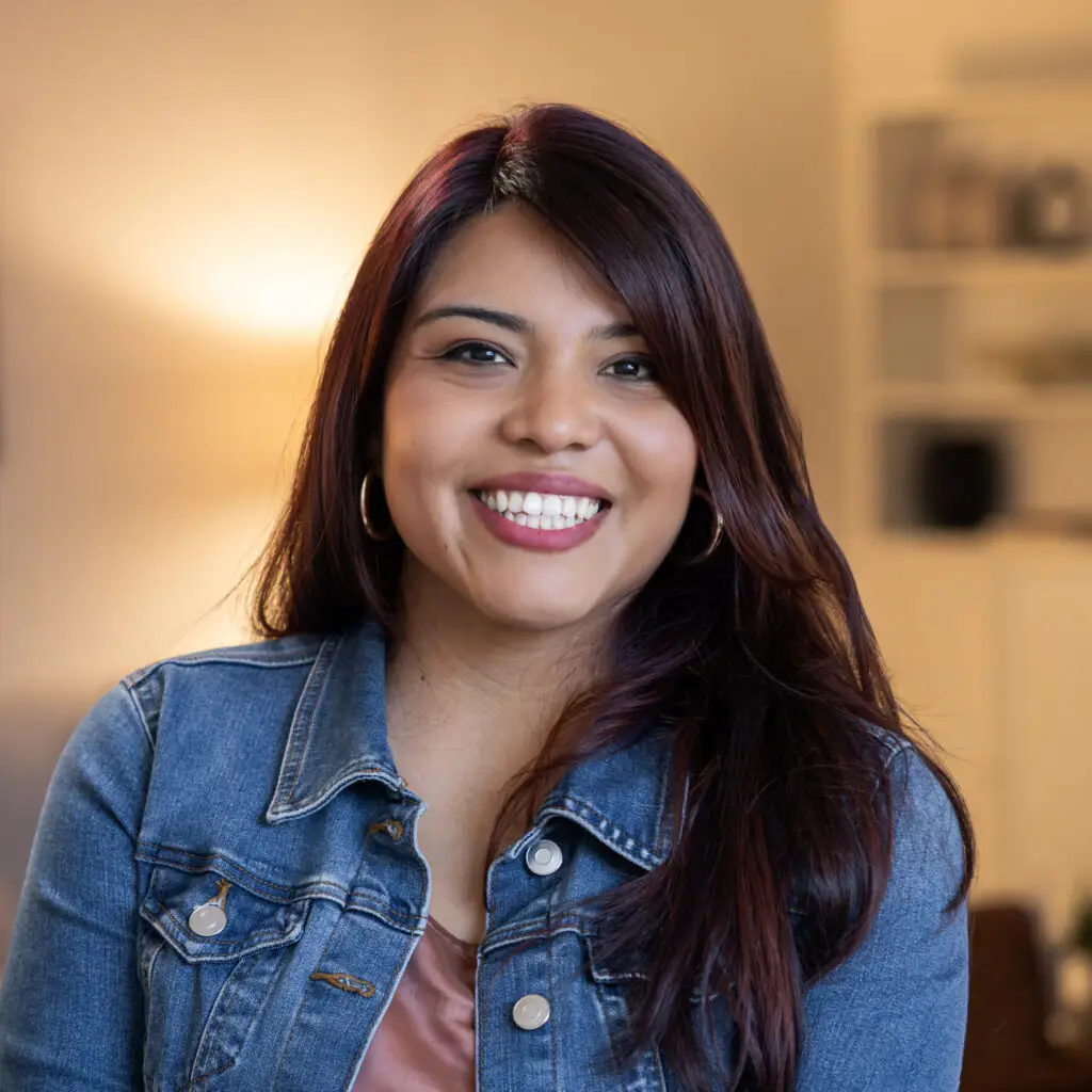 Zuri San Roman is a bilingual Counselor serving women, mothers, and children in the Rolling Meadows area who are ready to stop carrying everything alone and start finding their way back to themselves.