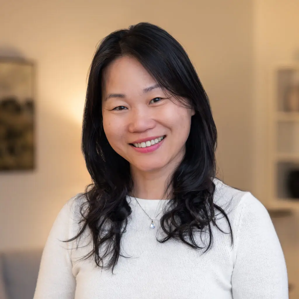 롤링 메도우즈, 일리노이에 위치한 모자이크 홀리스틱 센터의 시이 상담사
