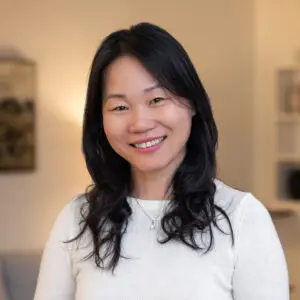 Shih-yi counselor at Mosaic Wholeness Center in Rolling Meadows IL